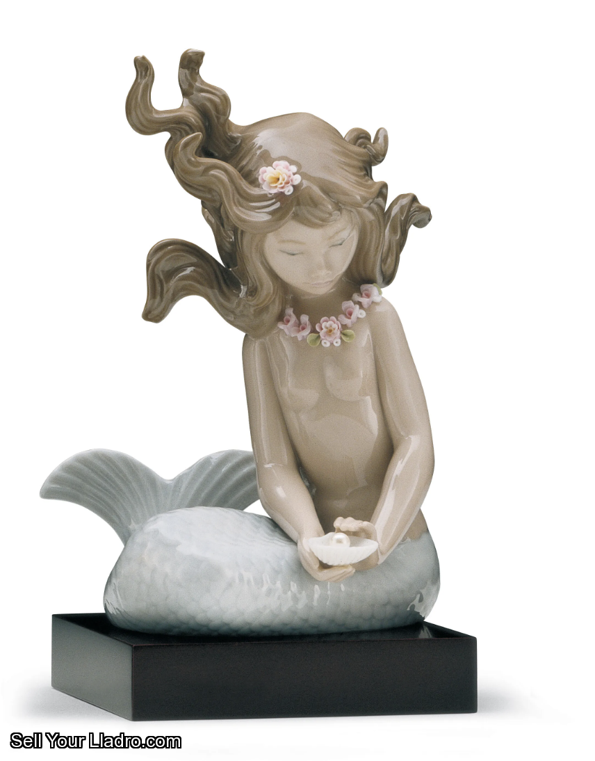 Lladro Pearl Mermaid 01001348 Porcelain Figurine