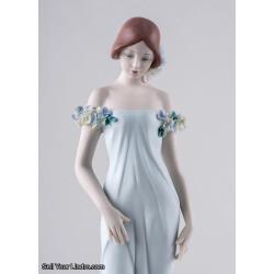 Llaro Haute Allure Refined Elegance Woman Figurine. Limited Edition 01009538