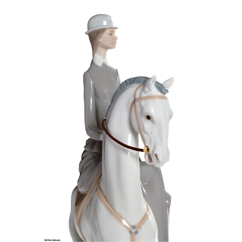 Lladro Woman on Horse 01004516