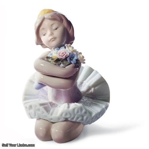 Lladro My Debut Ballet Girl Figurine 01006764