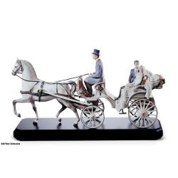 Bridal Carriage Couple Sculpture Limited Edition 01001932