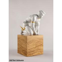 Lladro Hermes Figurine. 01009546