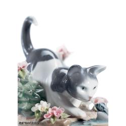 Lladro Kitty Confrontation Figurine 01001442