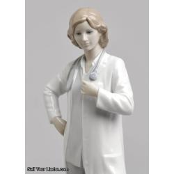 Female Doctor Figurine 01008189 Lladro