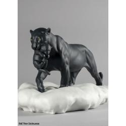 Black Panther with Cub Figurine 01009382