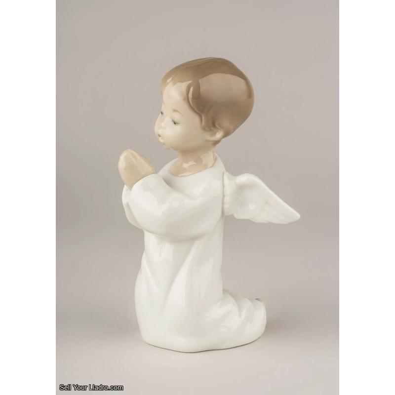 Angel Praying Figurine 01004538
