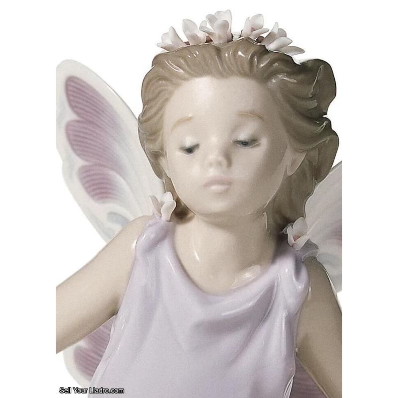 Butterfly Wings Fairy Figurine 01006875