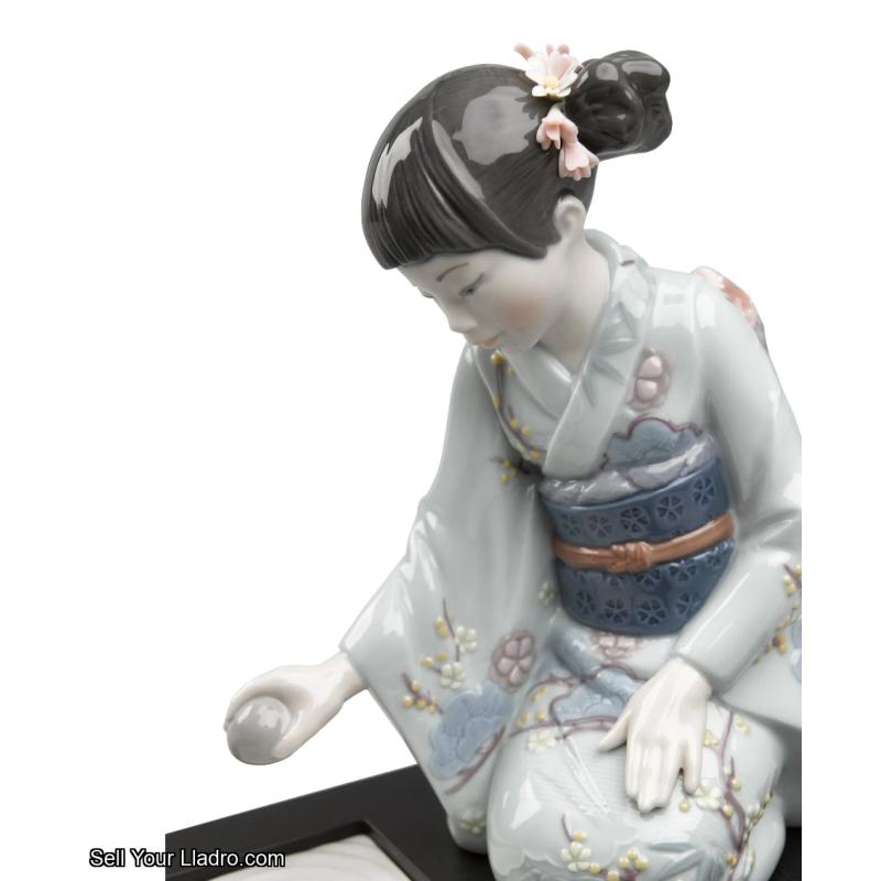 Japanese Garden Children Figurine 01008640 Lladro