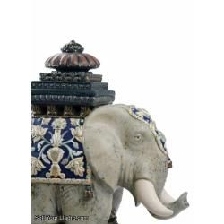 Lladro Siamese Elephant Sculpture. Limited Edition 01001937