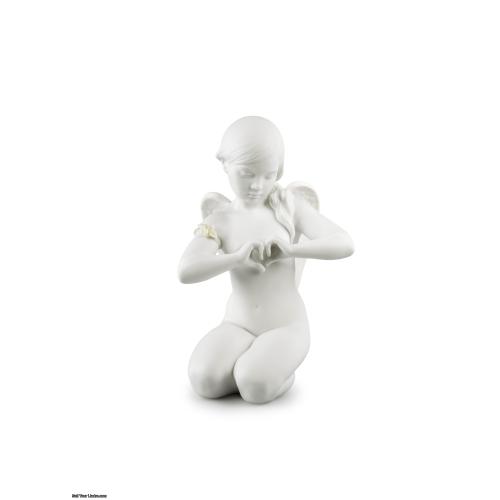 LLADRO Heavenly Heart Angel Figurine 01009444