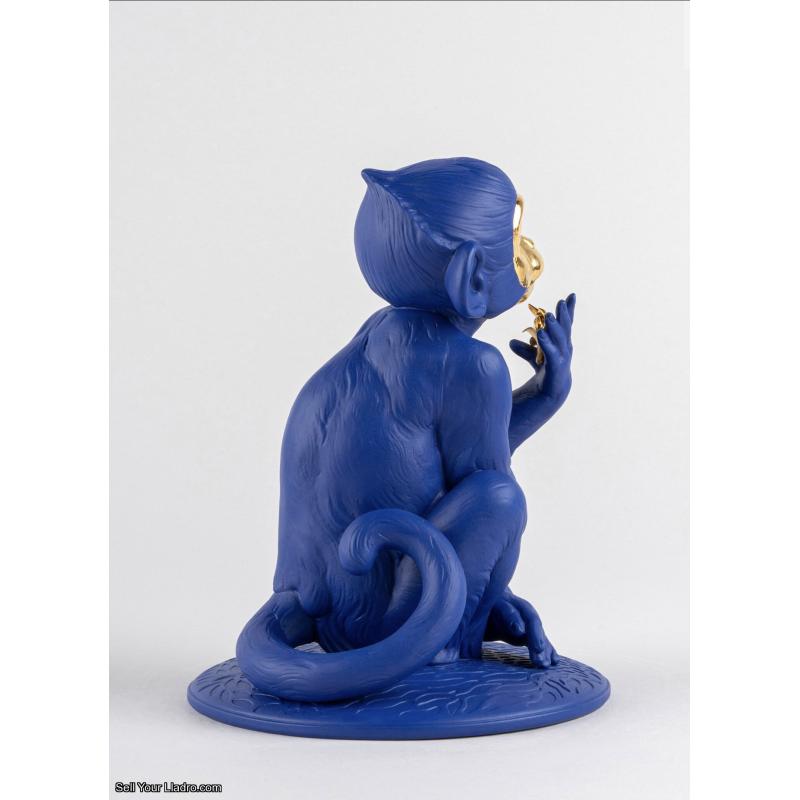 Lladro Little monkey (blue-gold). Limited Edition 01009548