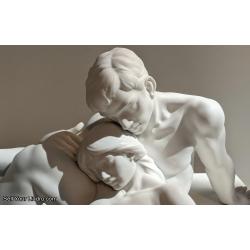 LLADRO AN EVERLASTING MOMENT COUPLE SCULPTURE 01009284
