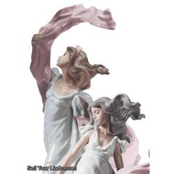 Lladro Allegory of Liberty Women Figurine 01005819