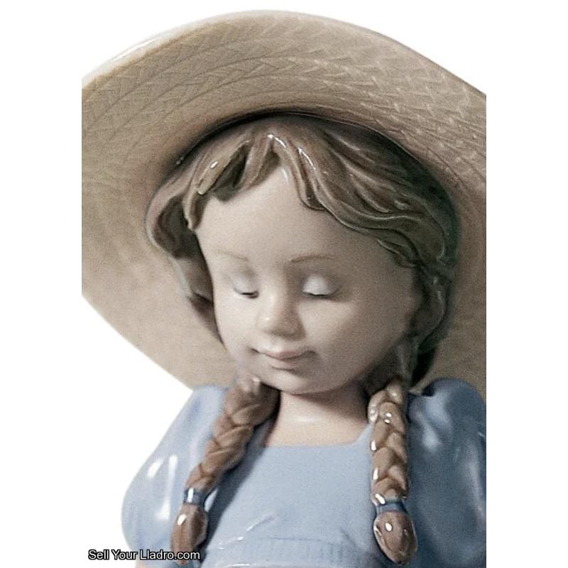 Lladro Bountiful Blossoms Girl Figurine 01006756
