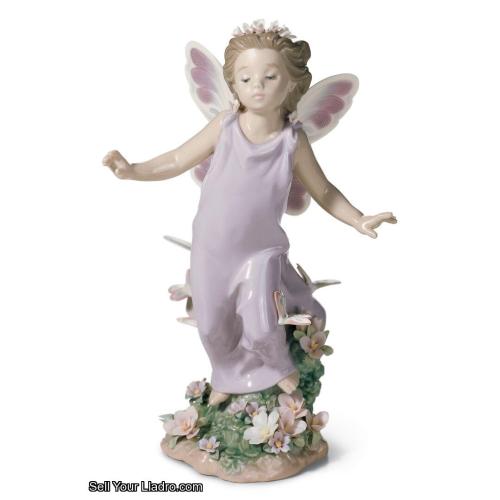 Lladro Butterfly Wings Fairy 01006875