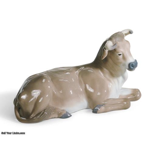 Lladro Calf Nativity Figurine 01001390