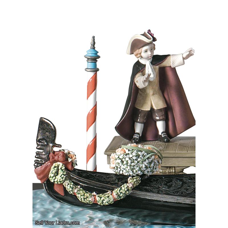 Lladro Carnival in Venice Sculpture. Limited Edition01001982