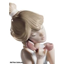 Lladro Chit-Chat Girl Figurine 01005466
