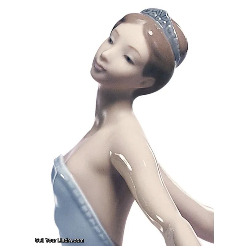 Lladro Dancer Woman Figurine 01005050