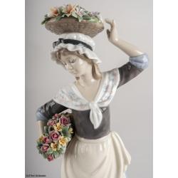 Lladro Flower Picking Woman Figurine 01009545