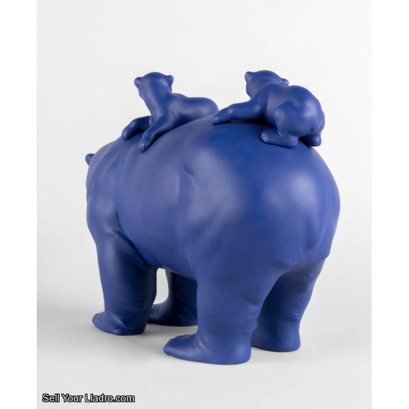Lladro Mummy bear and babies (blue-gold) Sculpture. Limited Edition 01009565
