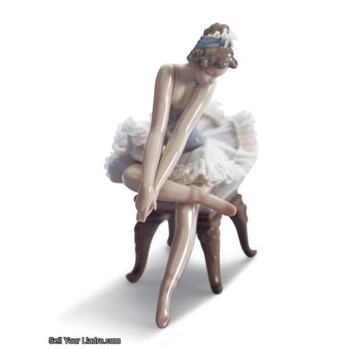 Lladro Opening Night Girl Ballet Figurine 01005498