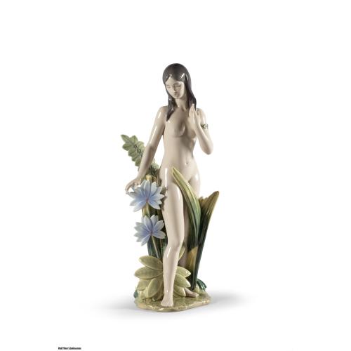 Lladro Paradise Nude Woman Figurine. Limited Edition 01002012