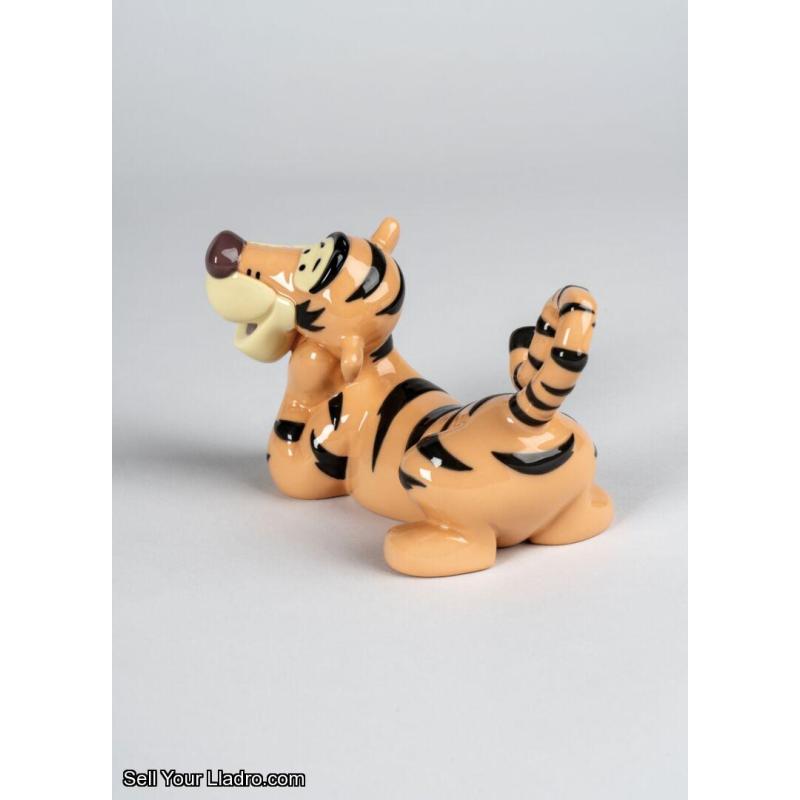 Llladro Tigger Figurine 01009346 Disney