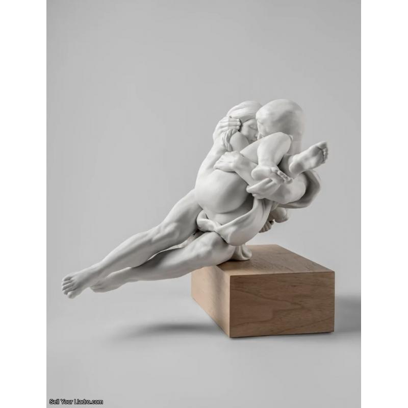 Lladro Together couple Sculpture 01009751