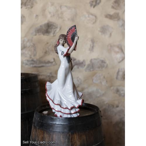 Lladro Passion and Soul Flamenco Woman Figurine. 60th Anniversary. Red 01008683