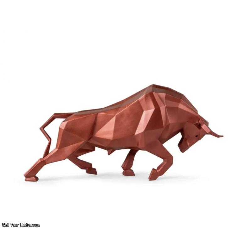 Lladro Bull Sculpture. Metallic red 01009729