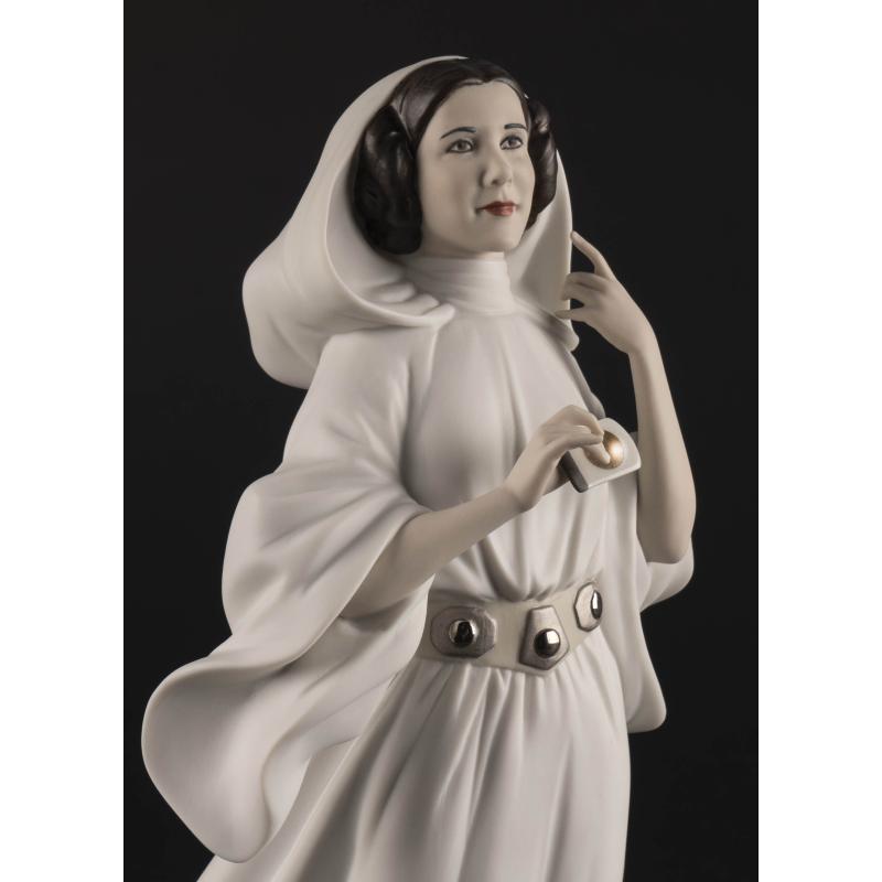 Lladro Princess Leia's new Hope Figurine 01009412