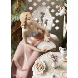 Tea in The Garden Women Sculpture. Limited Edition 01001759